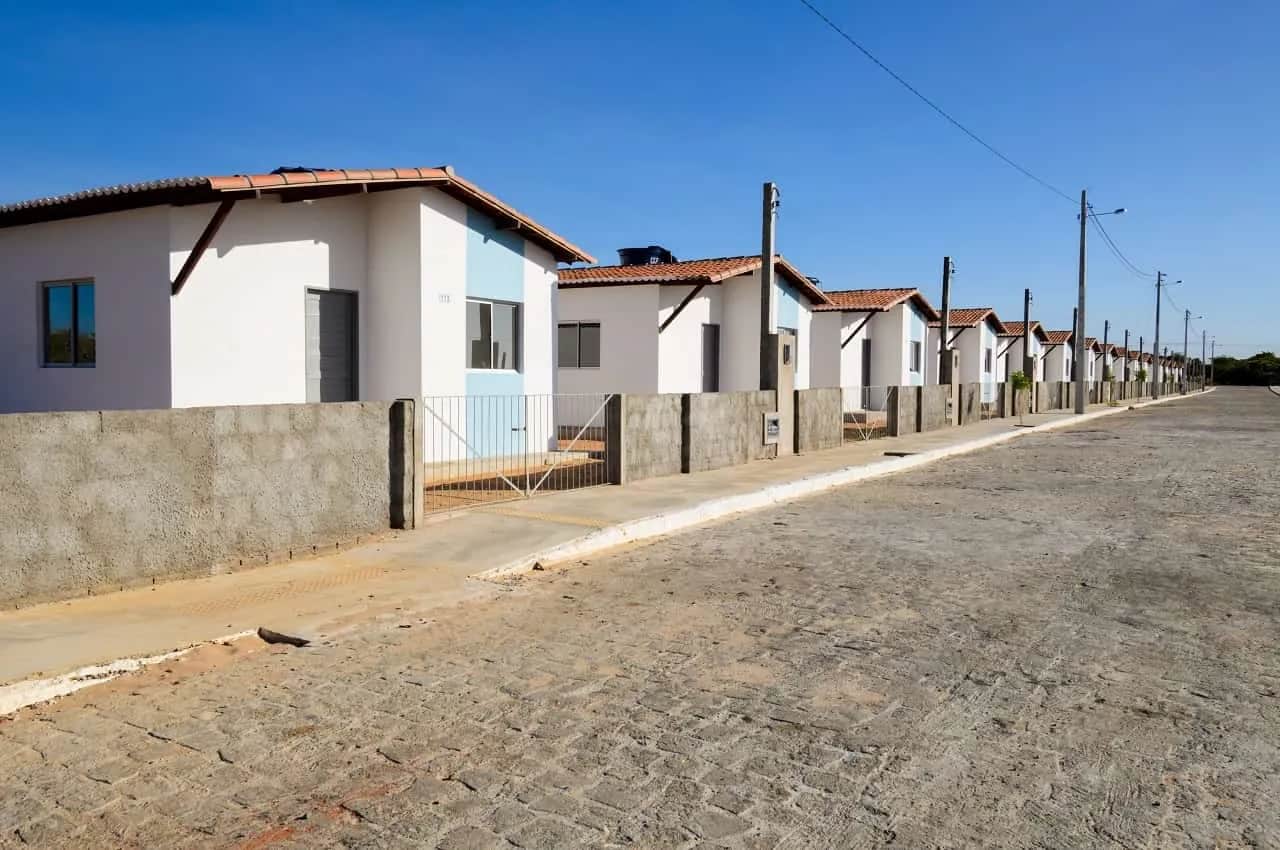 Ile się czeka na mieszkanie socjalne? Czas oczekiwania w miastach