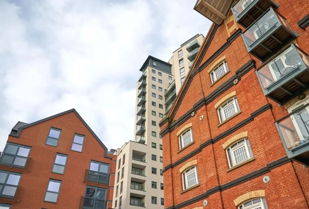 Ile kosztuje mieszkanie w Anglii? Zaskakujące ceny wynajmu i zakupu