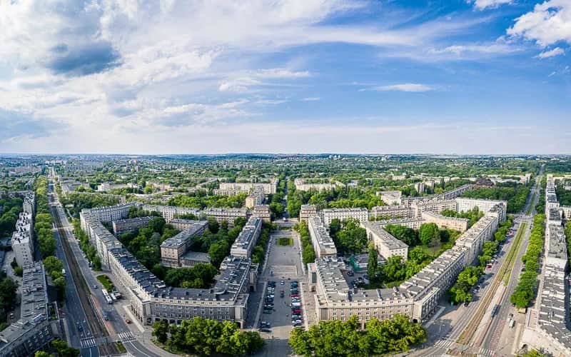 Jak dojechać do Osiedla Teatralne w Krakowie - sprawdź najlepsze opcje